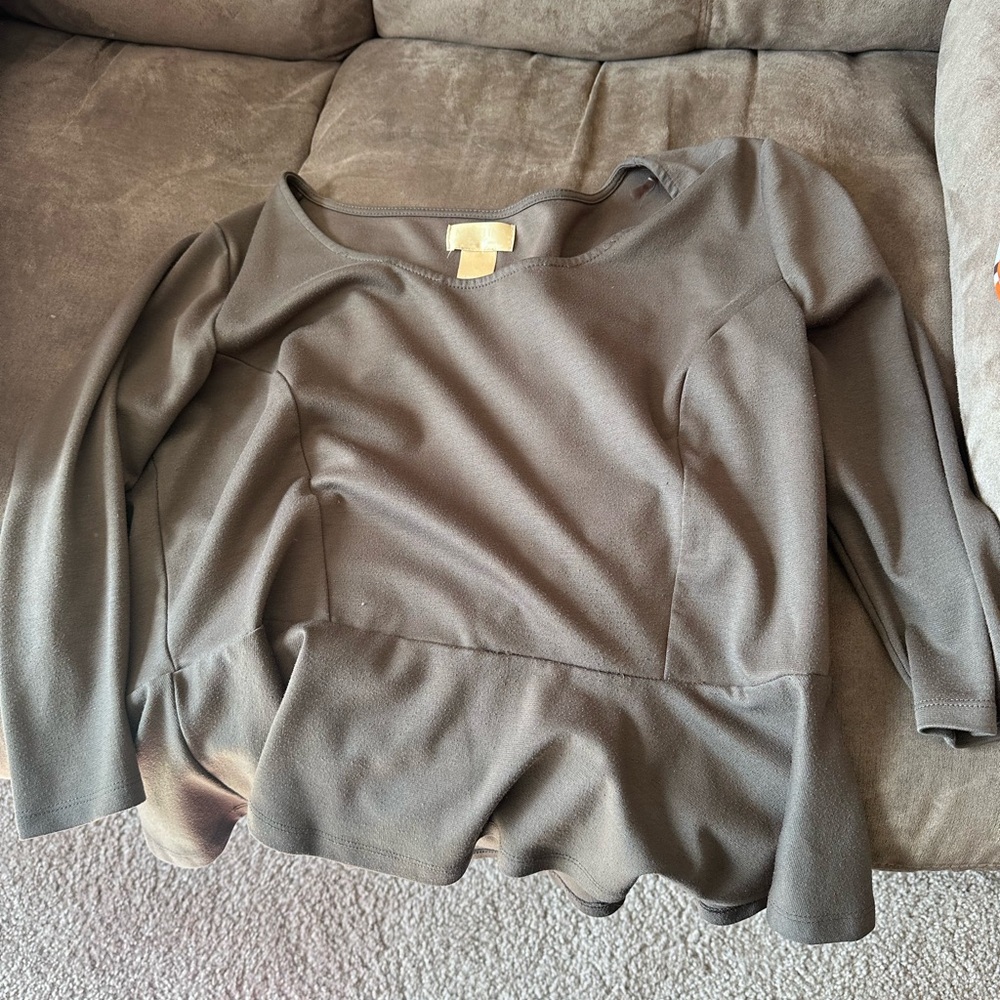 Elegant Gray Women's Top